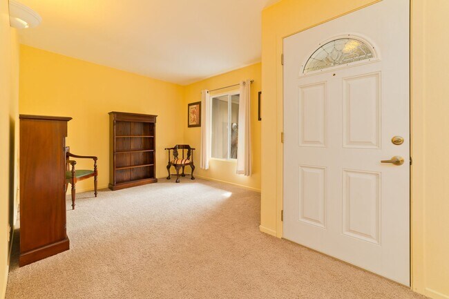 Foto del edificio - Pet Friendly 4 Bedroom Fine Country Living...
