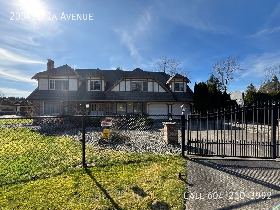 Primary Photo - Gated Home with Shop