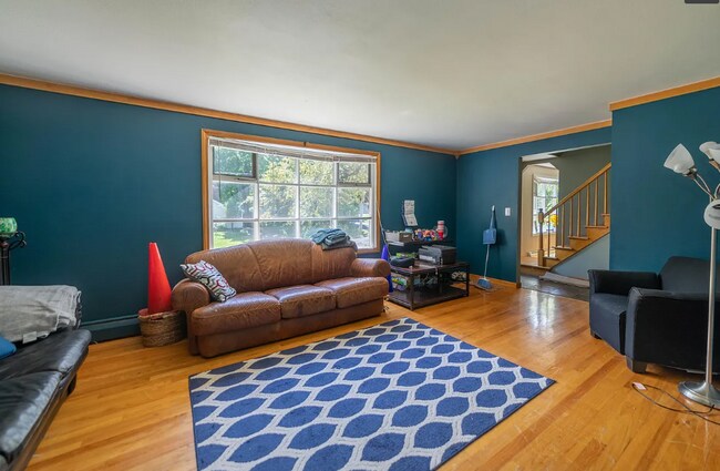 Building Photo - 7 Anns Farm Rd