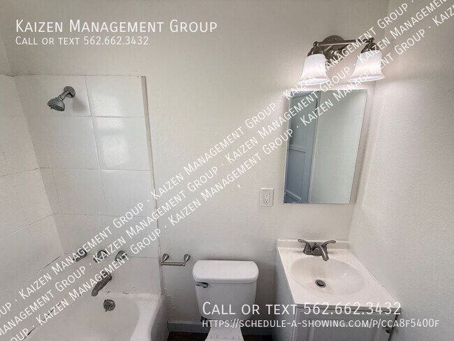 Foto del edificio - 600-602 S Fir Ave-6