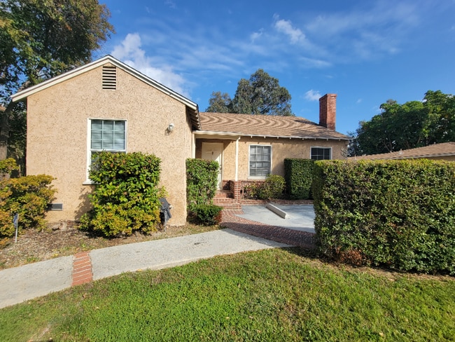 Building Photo - 7246 Allott Ave