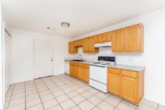 Building Photo - 12399 Jackson Dr