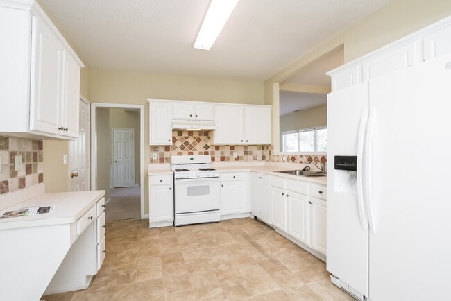 Building Photo - 1033 Dunedin Trail