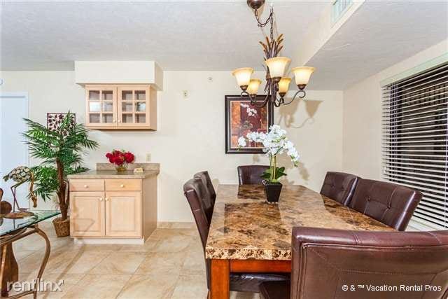 Building Photo - 7317 Estero Blvd