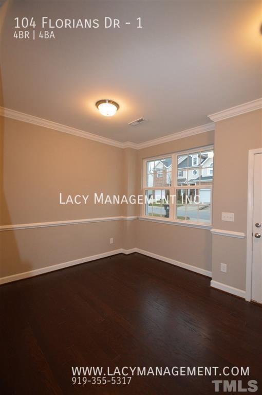 Building Photo - 104 Florians Dr