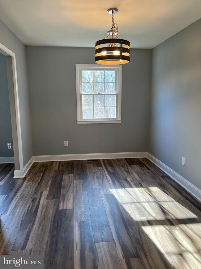 Building Photo - 14642 Endsley Turn