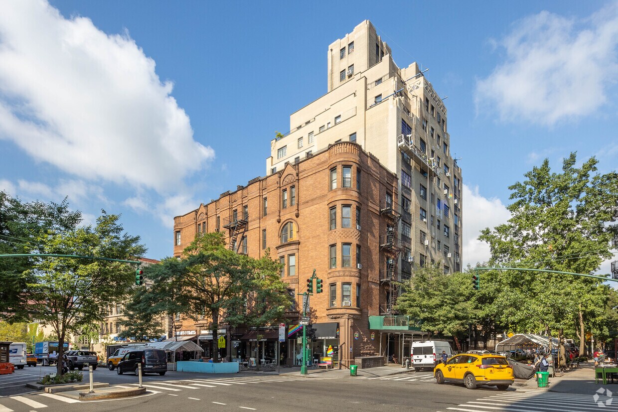 Primary Photo - 102 W 85th St
