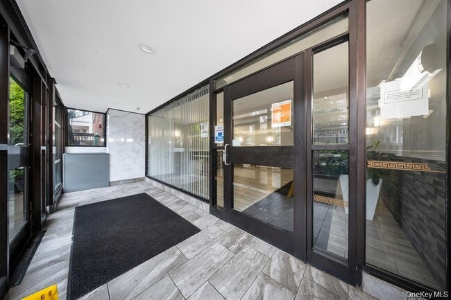 Foto del edificio - 720 E 31st St