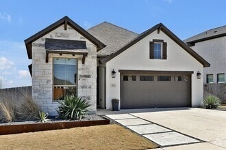 Building Photo - 378 Carpenter Hill Dr
