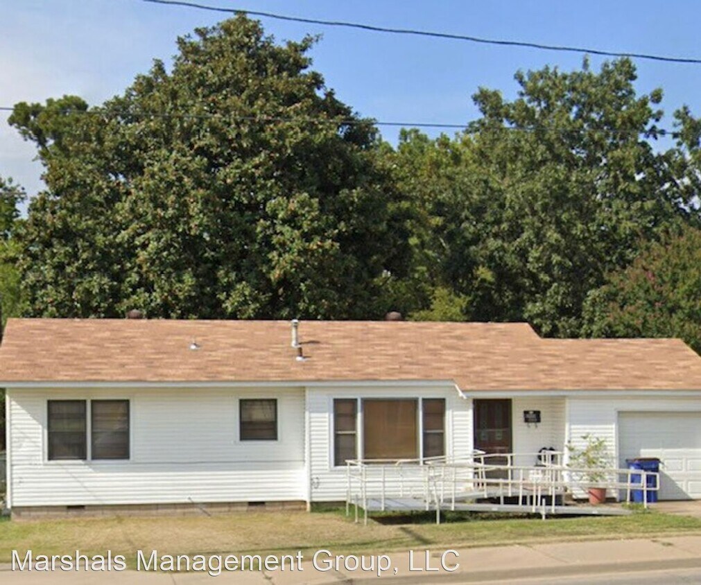 Primary Photo - 2 br, 1 bath House - 2511 Phoenix Ave.