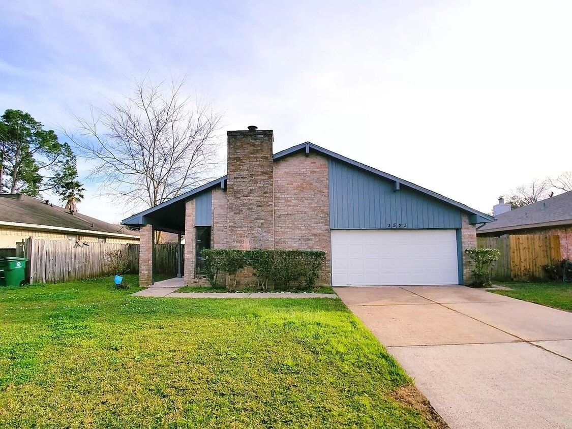 Primary Photo - 3523 Mayfield Oaks Ln