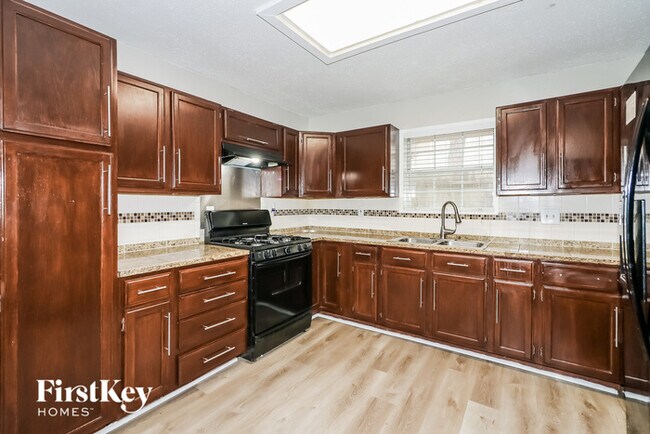 Foto del edificio - 9230 Carlow Ln