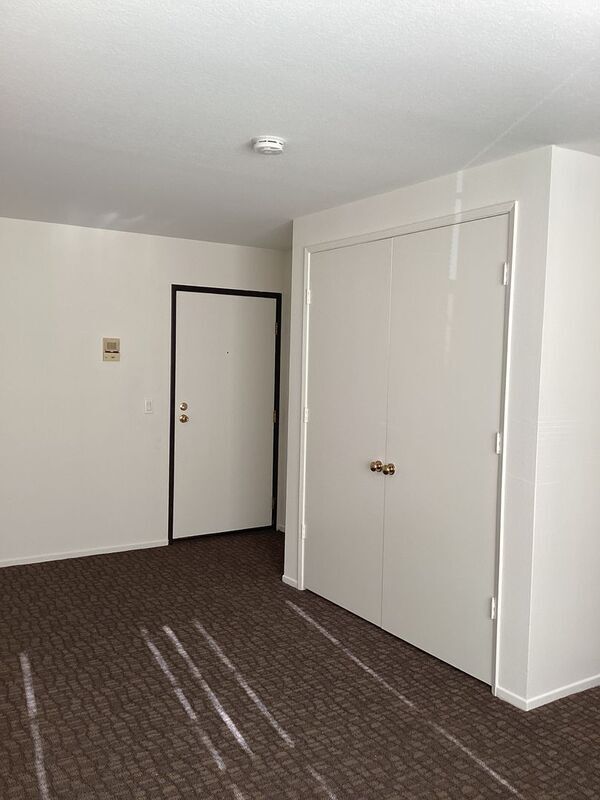 Building Photo - 13003 Hadley St