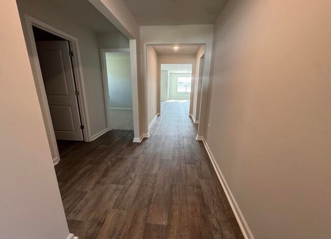Building Photo - 403 Acosta Cir