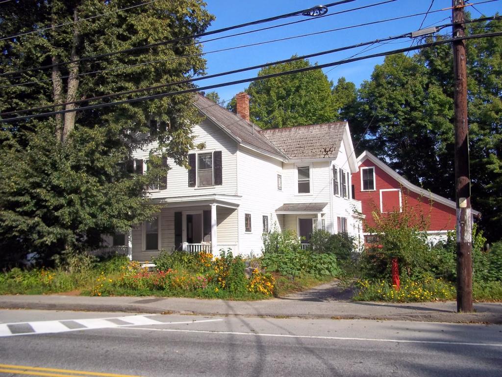 76 Main Street House Rental in Orono, ME