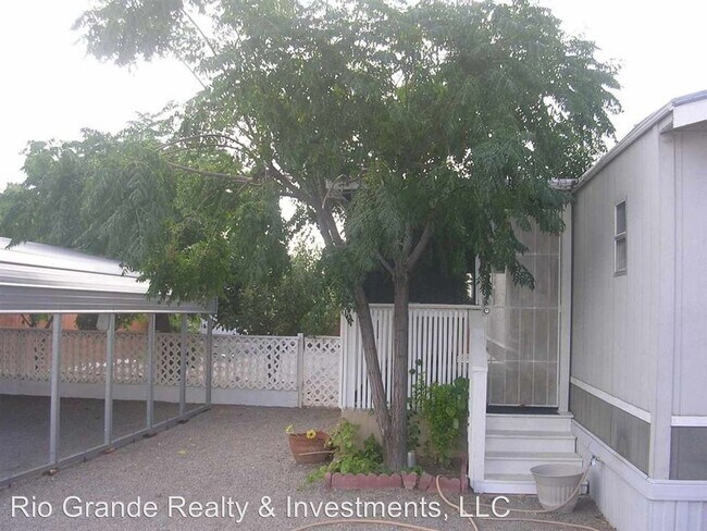 Building Photo - 3 br, 2 bath House - 2432 South Walker Avenue