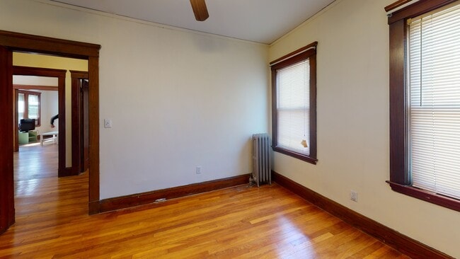 Building Photo - 49 Rockwell St