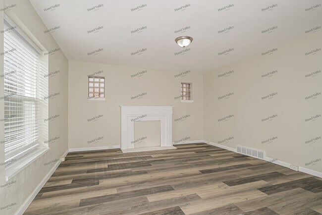 Foto del edificio - 1100 Mona Dr