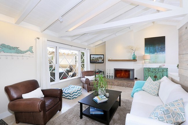 Interior Photo - 125 Cypress Dr