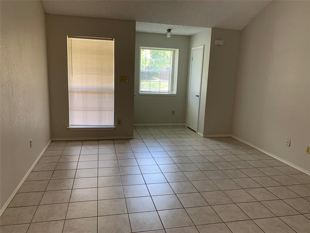 Foto del edificio - 2911 Timothy Ln