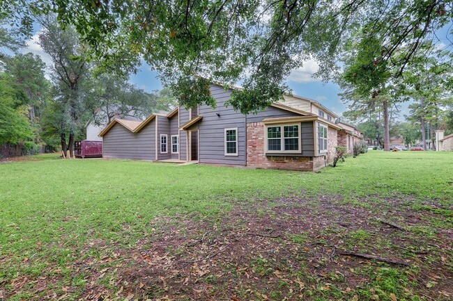 Building Photo - 12282 Wild Pine Dr