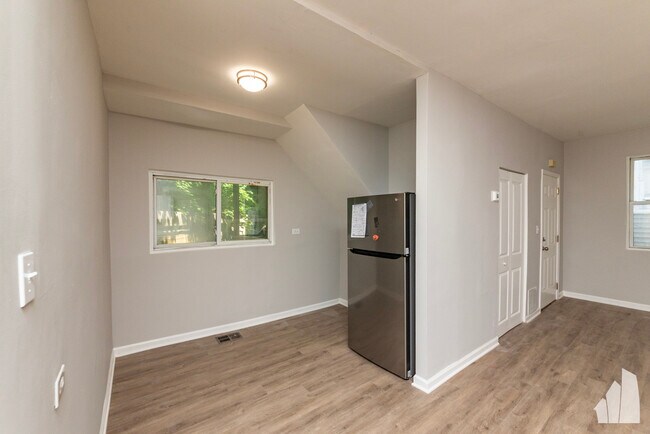 Foto del edificio - 1022 W Fry St