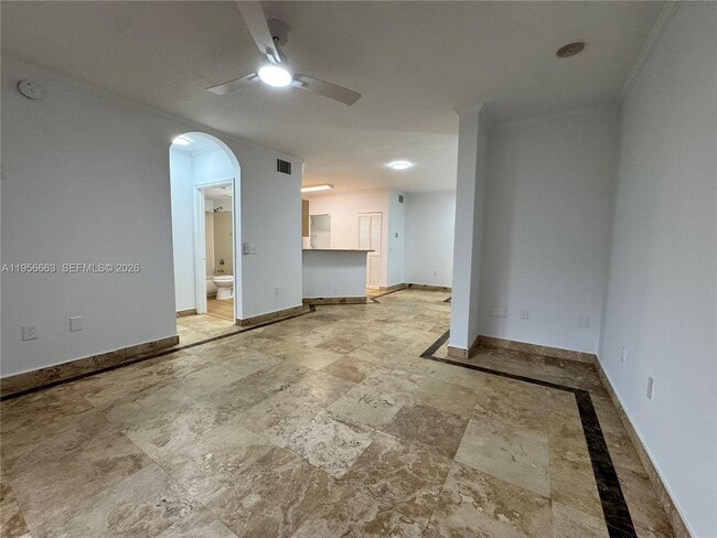 Foto del edificio - 2404 Belmont Ln