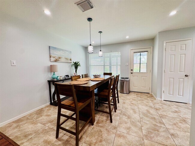 Foto del edificio - 19347 Otter Trail Ct