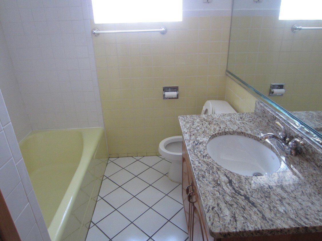 Bathroom - 1401 Harlem Ave