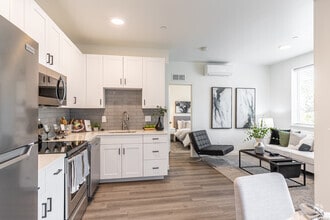 Interior Photo - Ava&#39;s Place