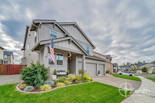 Building Photo - 3521 S Kennedy Dr