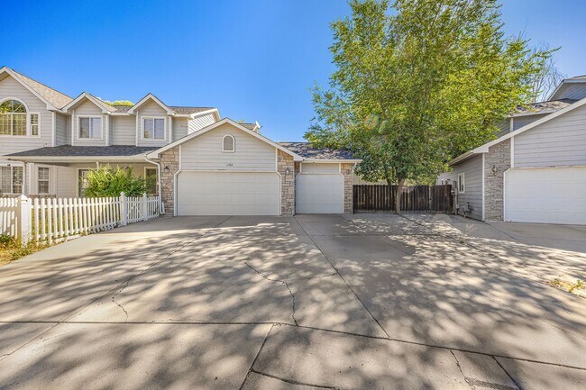 Foto del edificio - 638 1/2 Brooks Ct