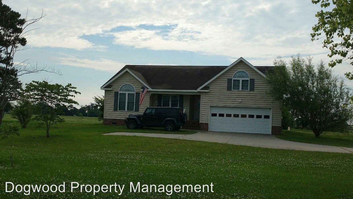 Primary Photo - 1703 River Rd