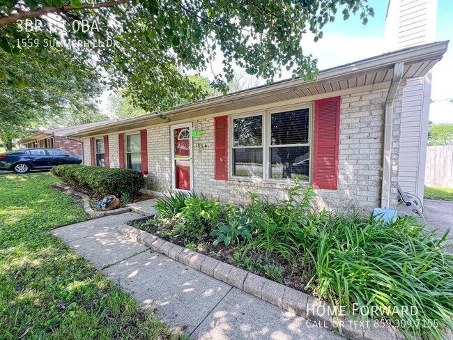 Foto del edificio - 1559 Summerhill Dr