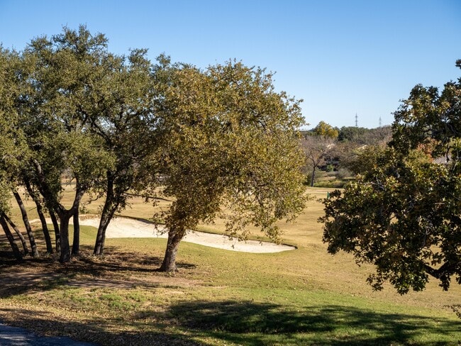 Building Photo - 1209 Hi Stirrup