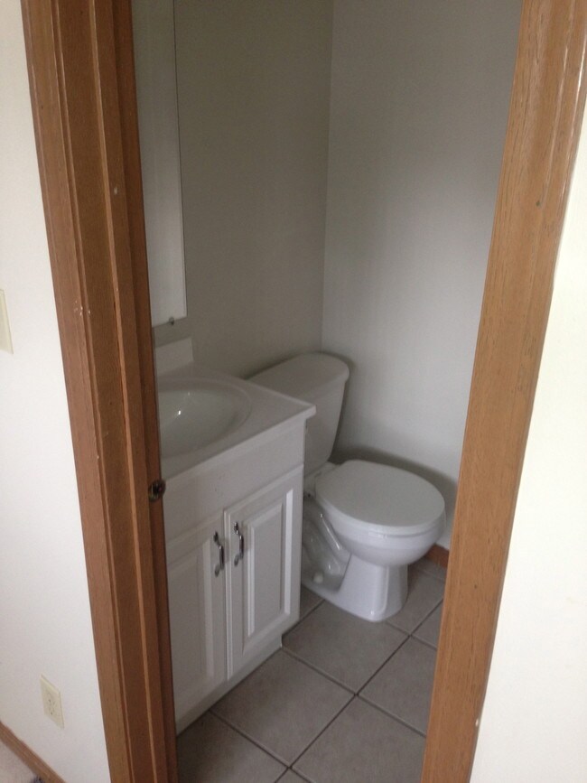 Aseo - 7502 Whitcomb St