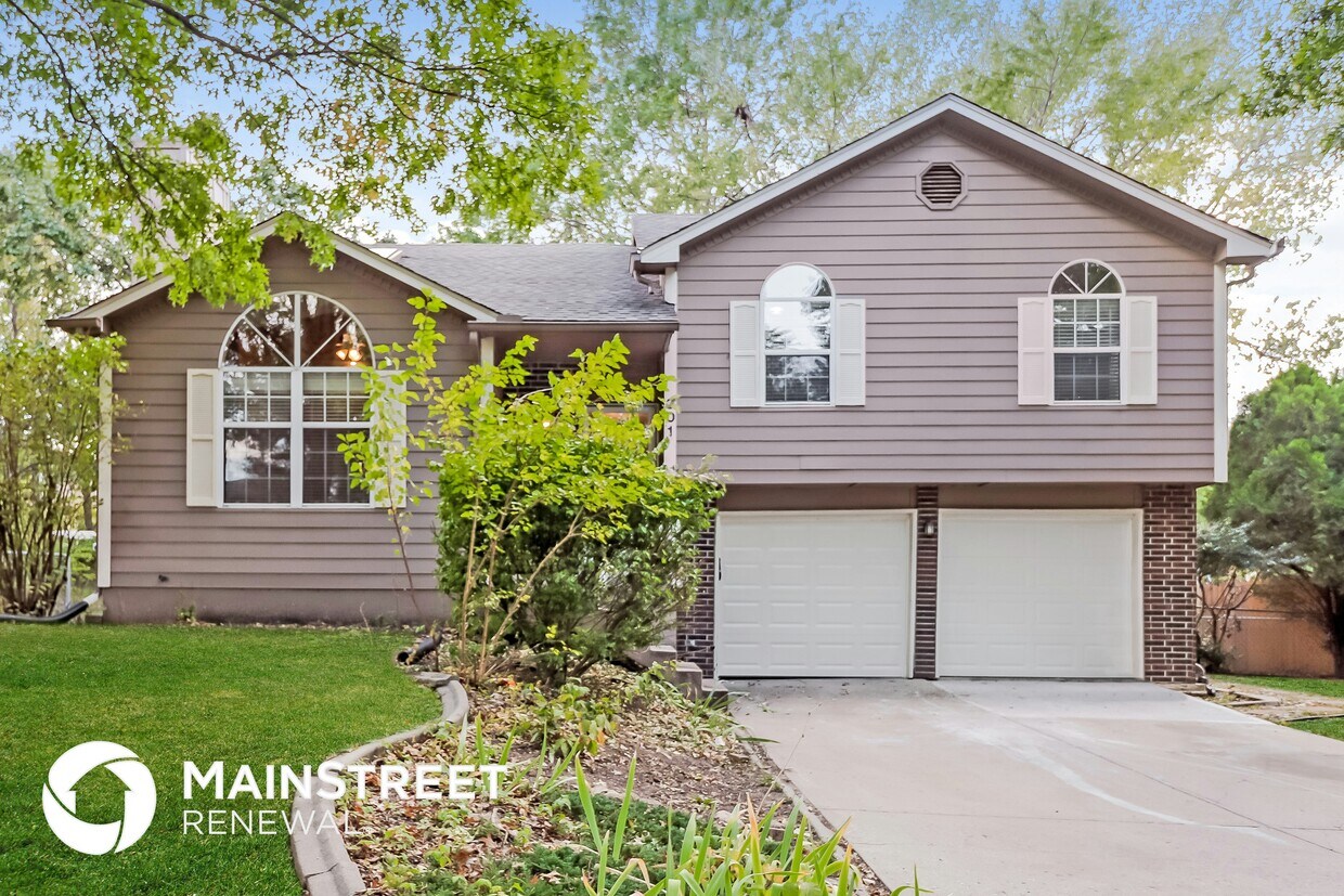 Foto principal - 301 W Heritage Dr