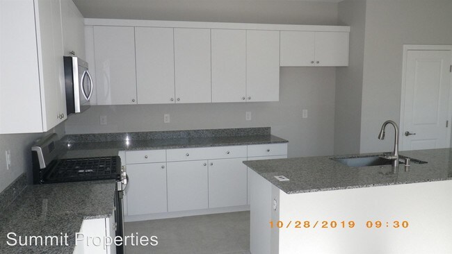 Building Photo - 4 br, 3 bath House - 119 Moon Ranch Ave