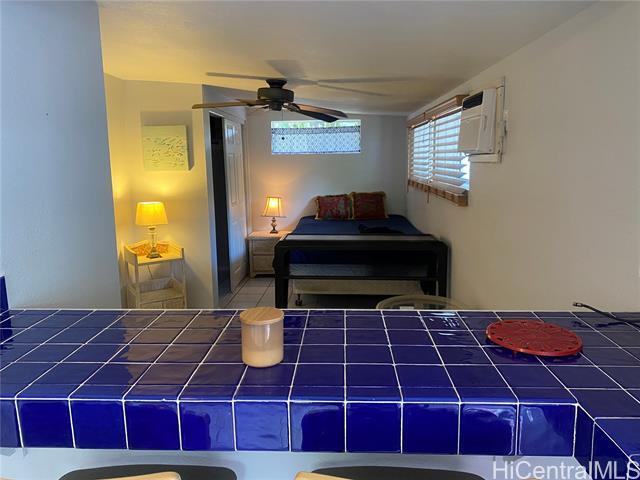 Foto principal - 120 Mookua St