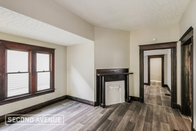 Foto del edificio - 2638 Hale Ave