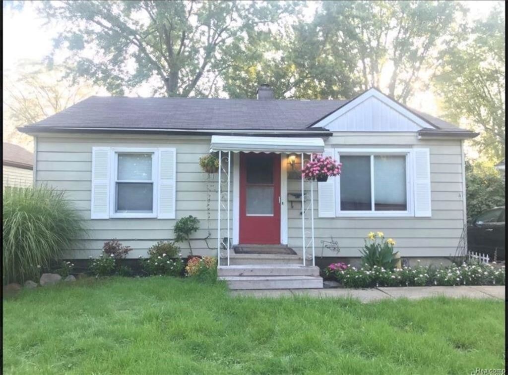 Primary Photo - 4112 Elmhurst Ave