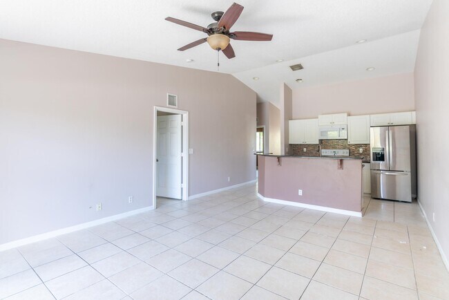 Building Photo - 4548 Oak Terrace Dr