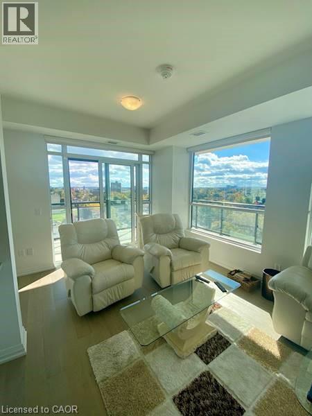 Building Photo - 155 Caroline St S