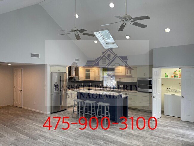 Foto del edificio - 564 Pool Rd