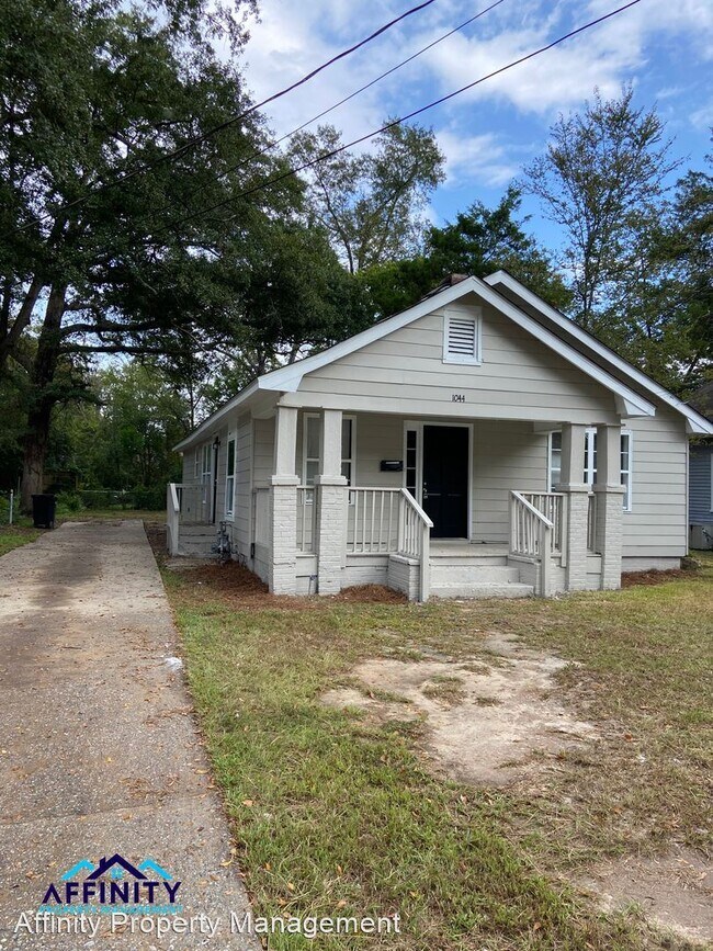 Building Photo - 3 br, 2 bath House - 1044 Ada Ave