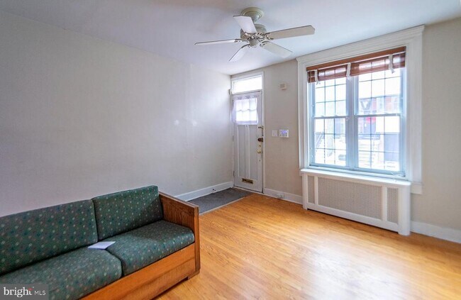 Foto del edificio - 833 N Newkirk St