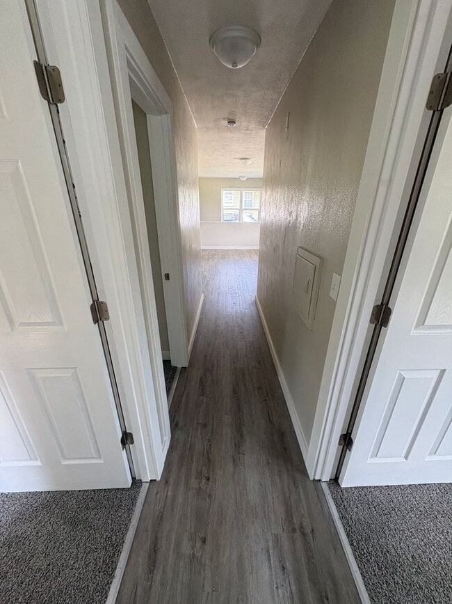 Foto del edificio - UPDATED 3 Bedroom 1 Bathroom single family home