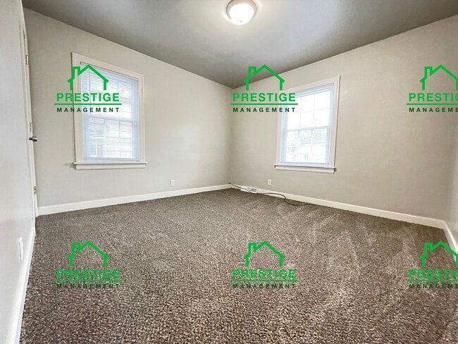 Building Photo - 3 Bedroom House in Hammond