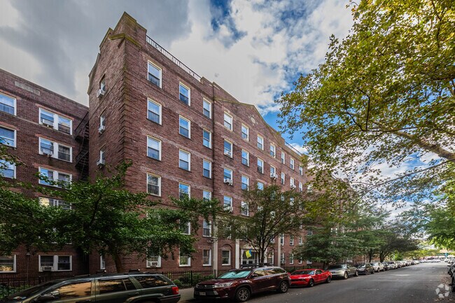 Building Photo - 40-60 Elbertson St
