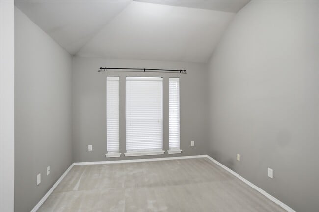 Building Photo - 2107 Sherbrook Park Ln